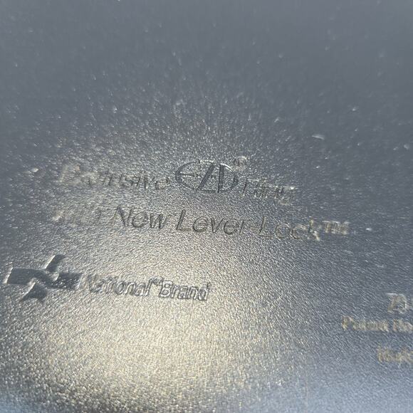 National Heavy Duty Reference Binder 5" Thick 12" x 10" Lever Lock 800+ Page - Picture 3 of 16